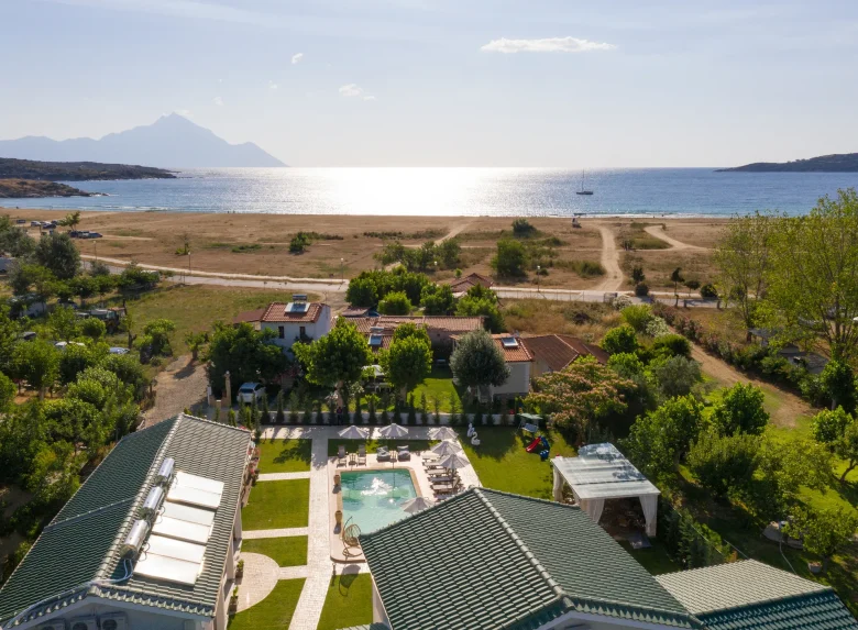 AURA SUITES sykia Sithonia Halkidiki, on the beach with swimming pool