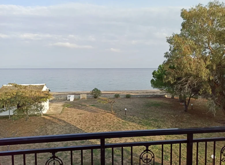 Maravgia - Double Room, Akti Salonikiou