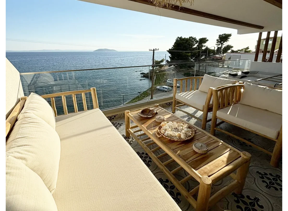 N.M Seafront suite Jacuzzi, Neos Marmaras Sithonia Halkisikeys