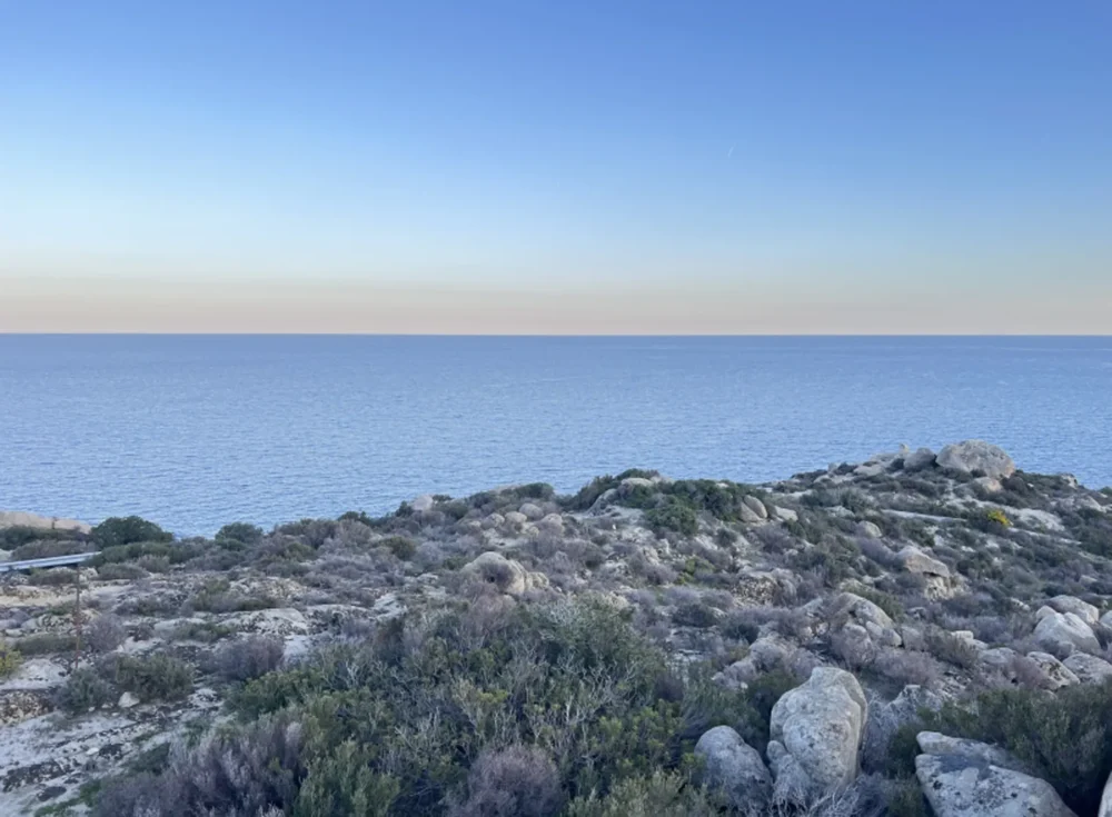 For sale plot land in kriaritsi halkidiki sithonia, 500sqm buildable, 93 meters from the beach